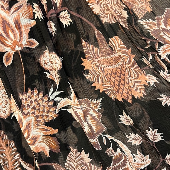 Thirdly dress. US size 2. 100% polyester - Picture 10 of 10